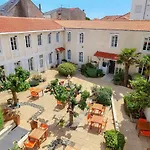 Grand Des Bains Szálloda Fouras