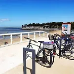 Grand Des Bains