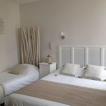 Grand Des Bains 3* 富拉