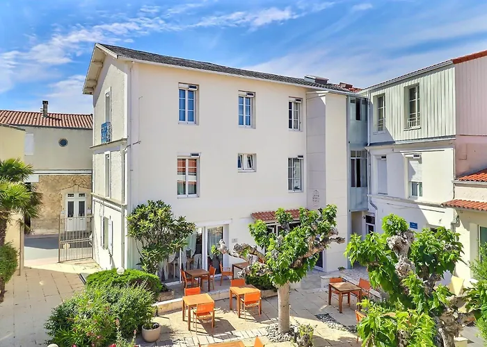 Grand Des Bains 3* Fouras