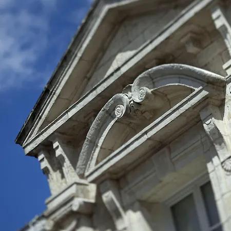 Hotel Grand Des Bains 3*